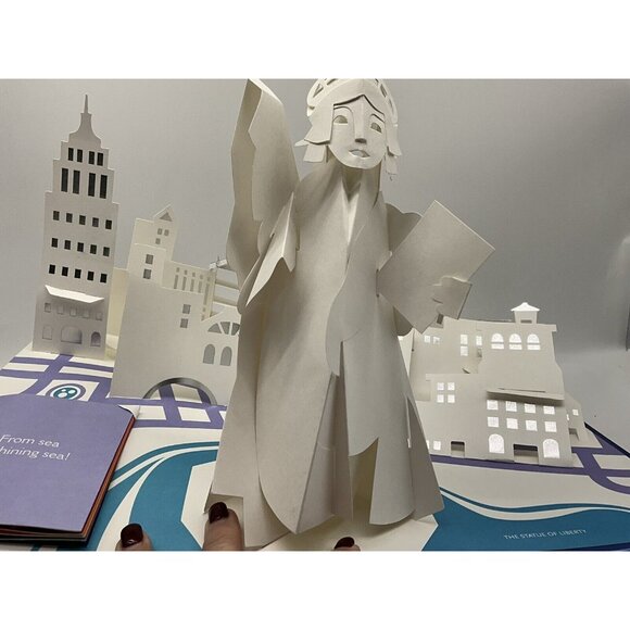 America the Beautiful by Robert Sabuda Pop-Up Book 2004 Little Simon Publisher - Picture 13 of 16